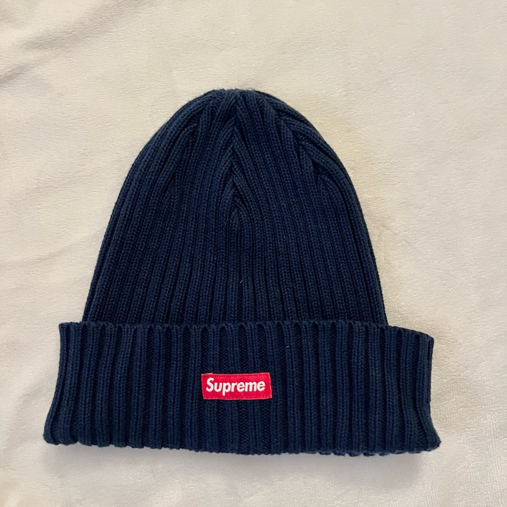 (SOLD) Supreme navy ribbed beanie